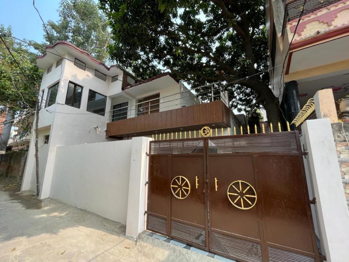 Goroomgo Banaras Residency Varanasi
