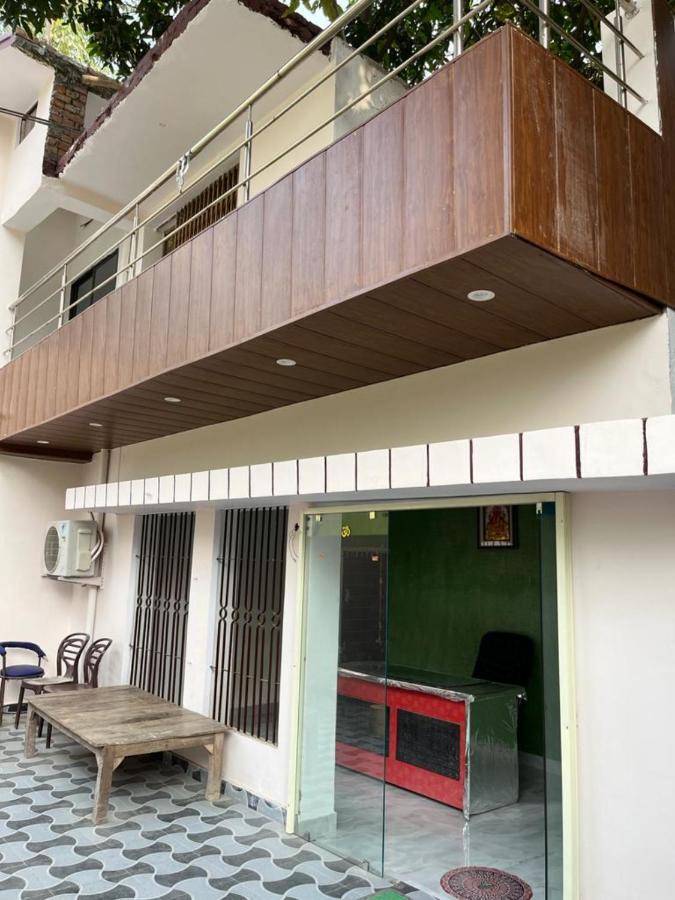 Hotel Goroomgo Banaras Residency